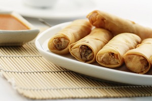 Chinesische Neujahrsnahrung-Frühlingsrollen