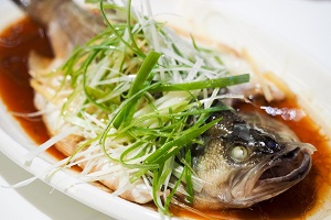 chinesisches Neujahrsessen-gedämpfter Fisch